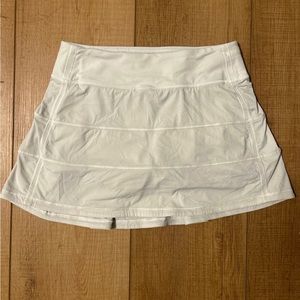 Lululemon Pace Rival Mid-Rise Skirt 12”